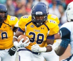 Duane Thompson and Mary Hardin-Baylor continue to put up lots of yards and points. (UMHB athletics photo)