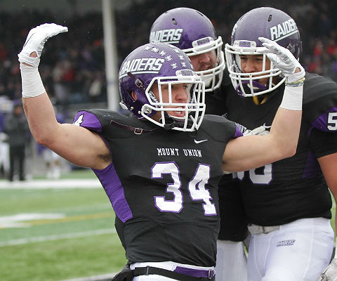Logan Nemeth had 60 yards and a touchdown on the ground for Mount Union in the quarterfinals. (Photo by Dan Poel, d3photography.com)
